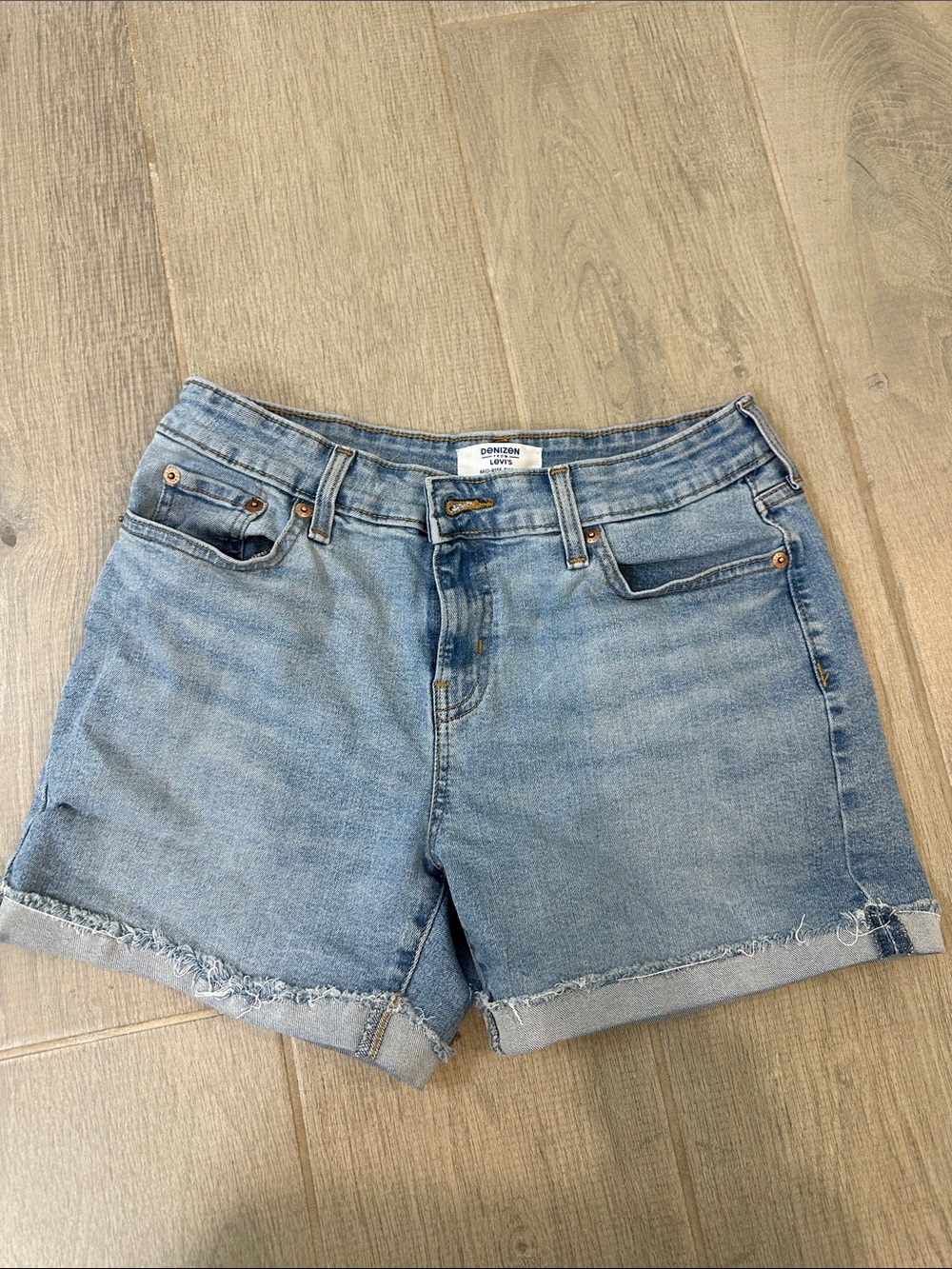 Denizen from Levi's Light Wash Denim Frayed Hem Shorts